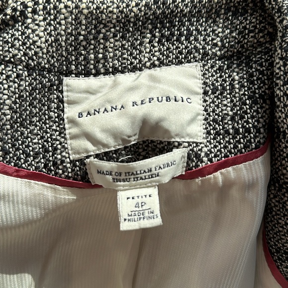 Banana Republic black and white tweed jacket - Picture 7 of 9